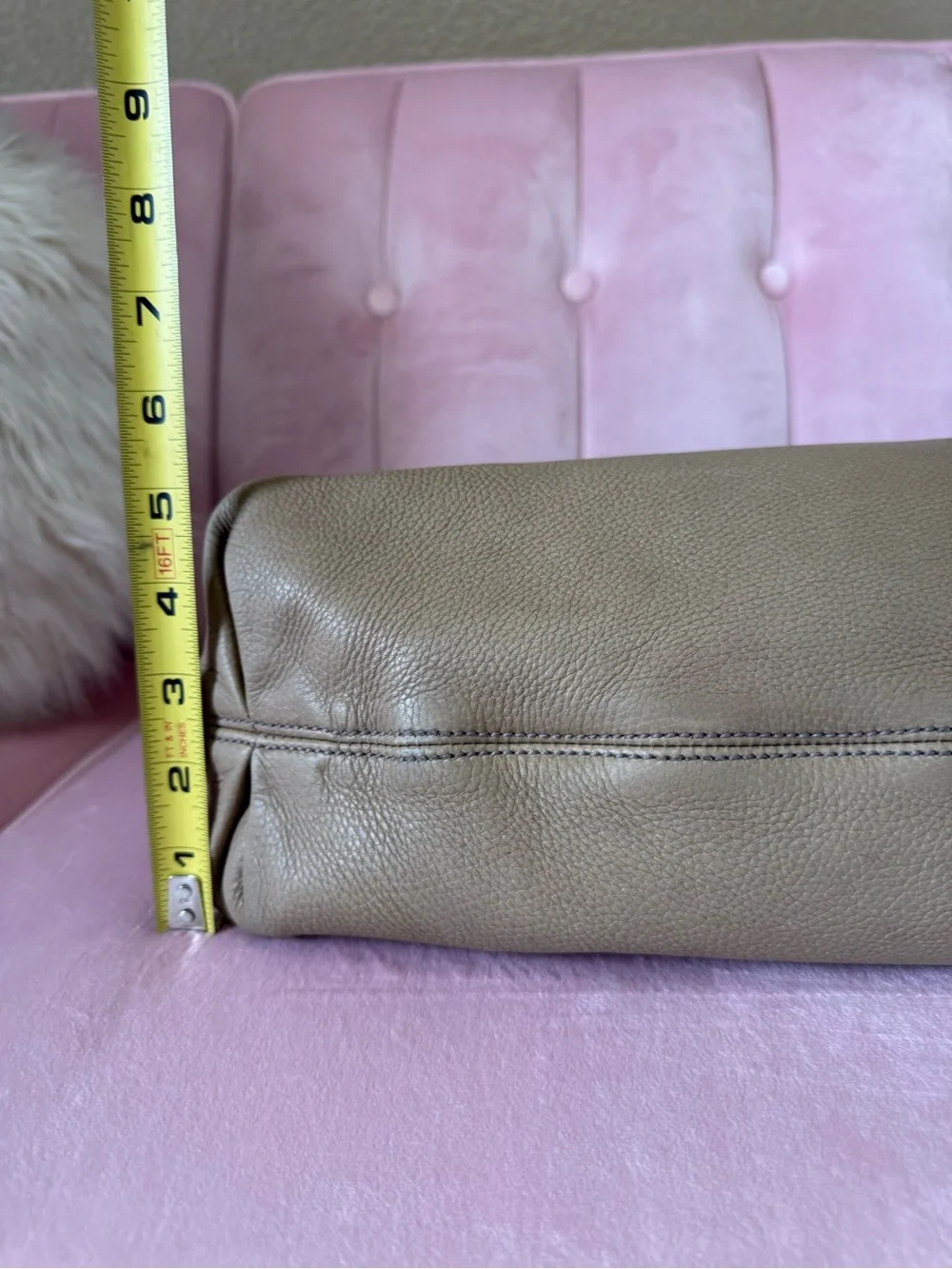 💯Authentic Gucci SOHO Pebbled Tan Leather Hobo Bag Shoulder Bag w Tassel